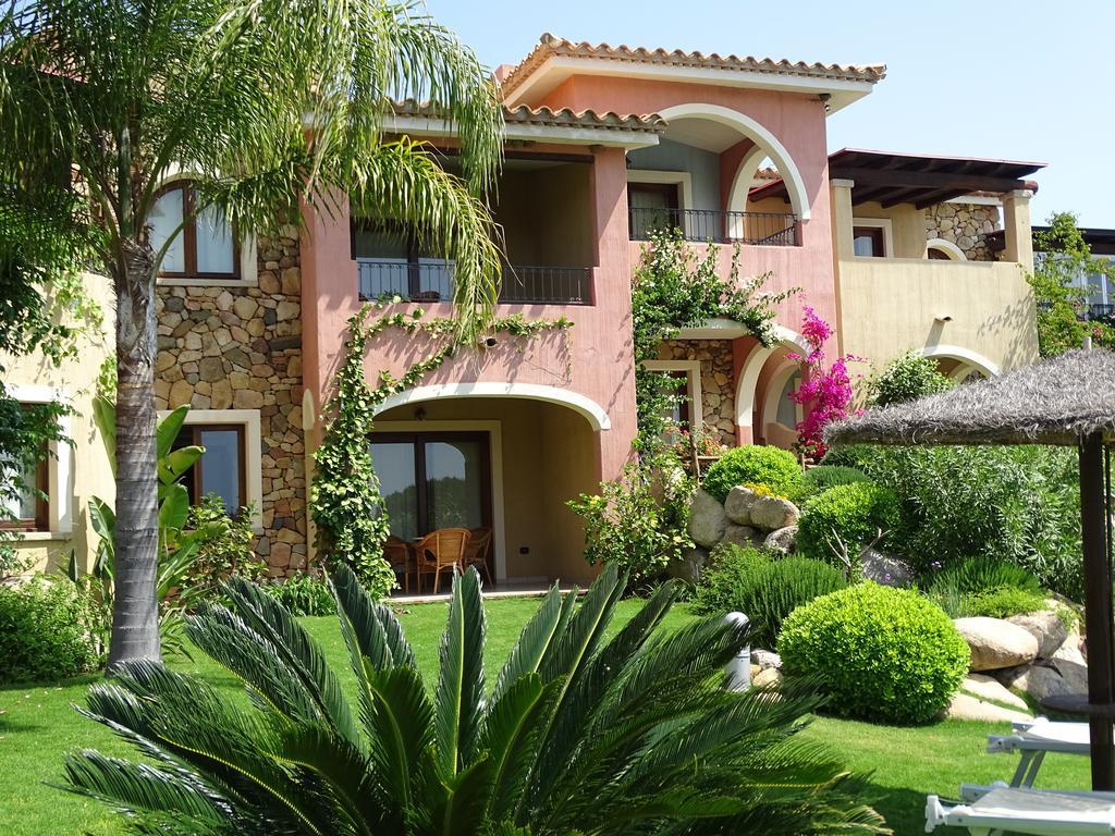 Hotel Mariposas Villasimius Exterior photo