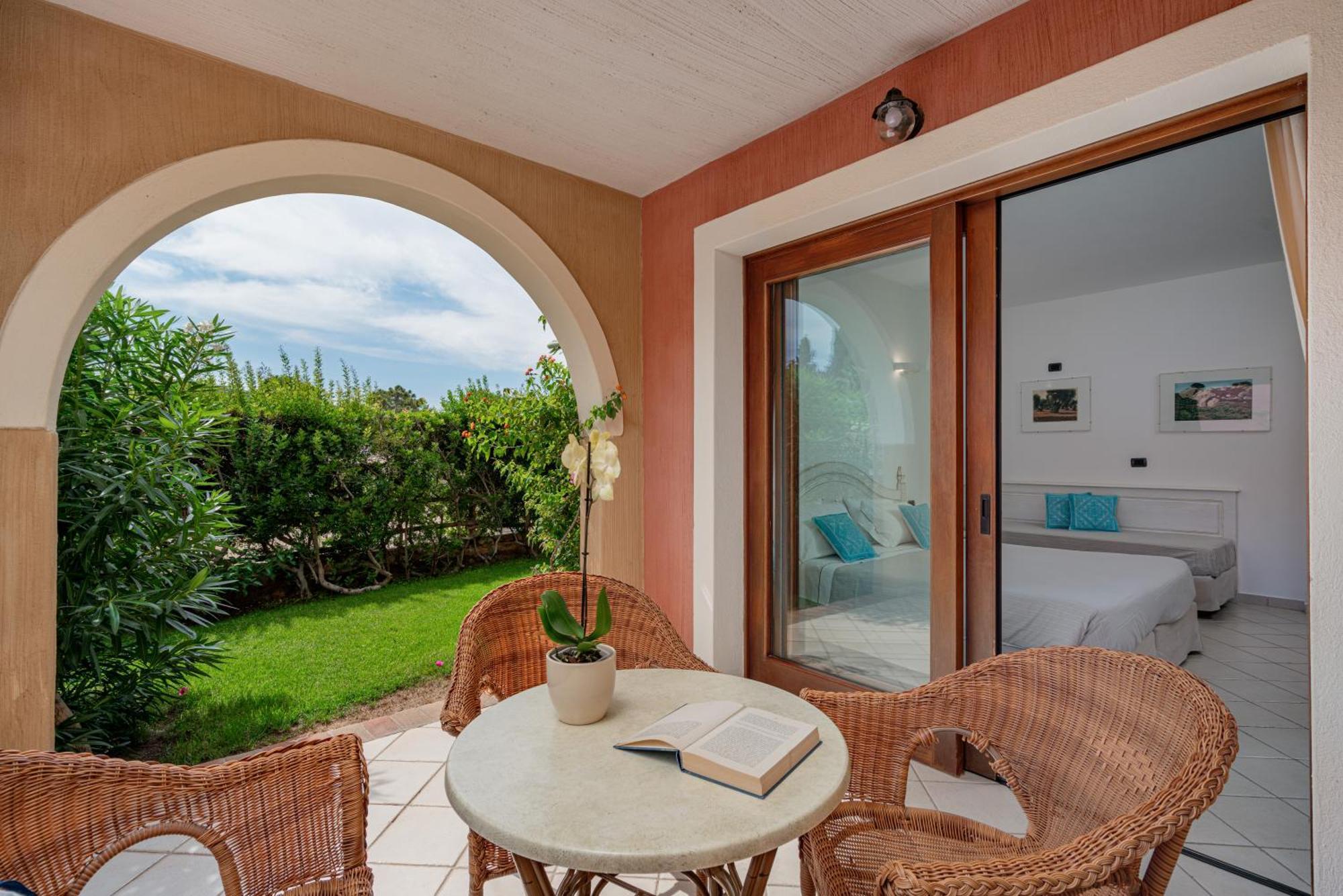 Hotel Mariposas Villasimius Exterior photo