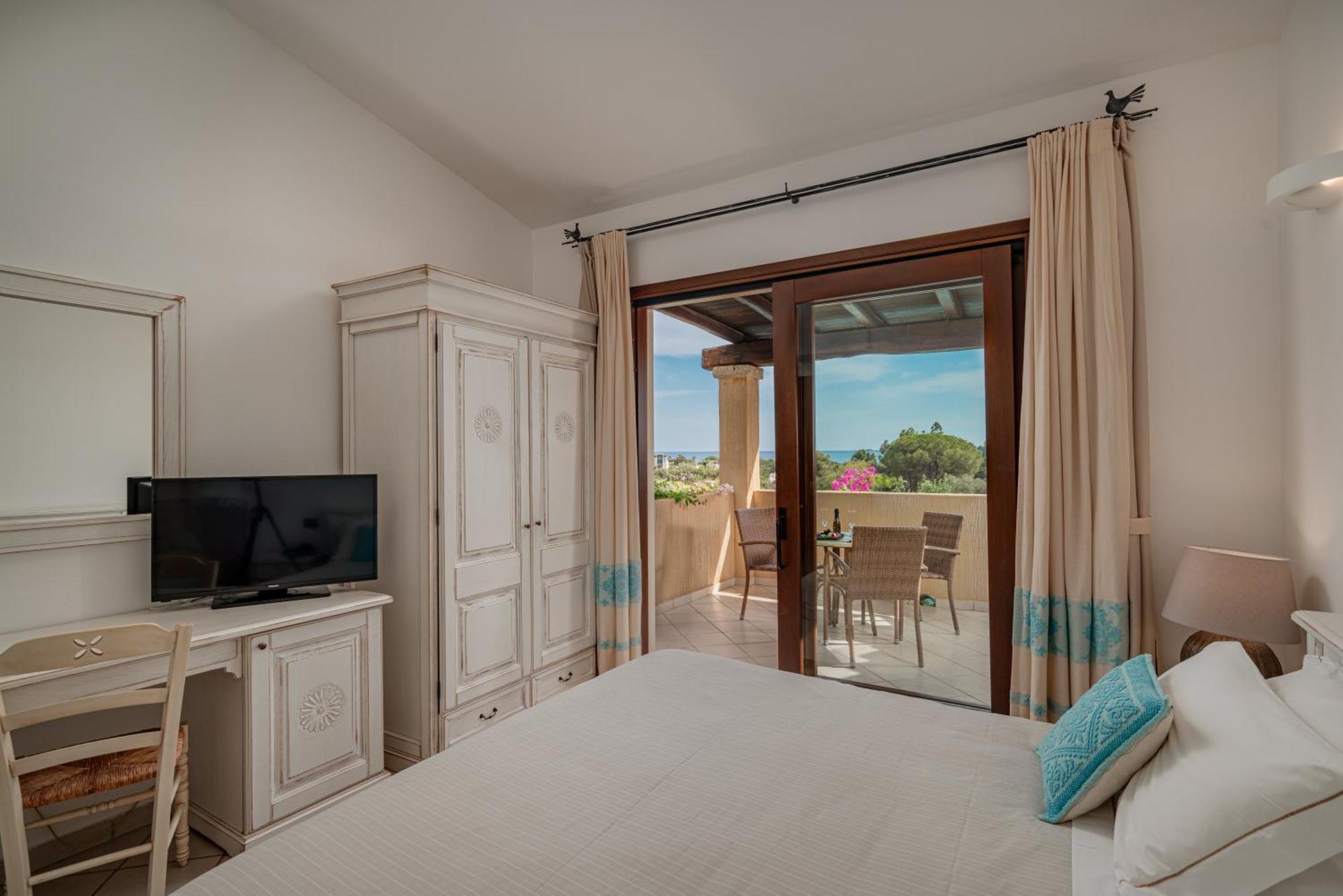 Hotel Mariposas Villasimius Exterior photo