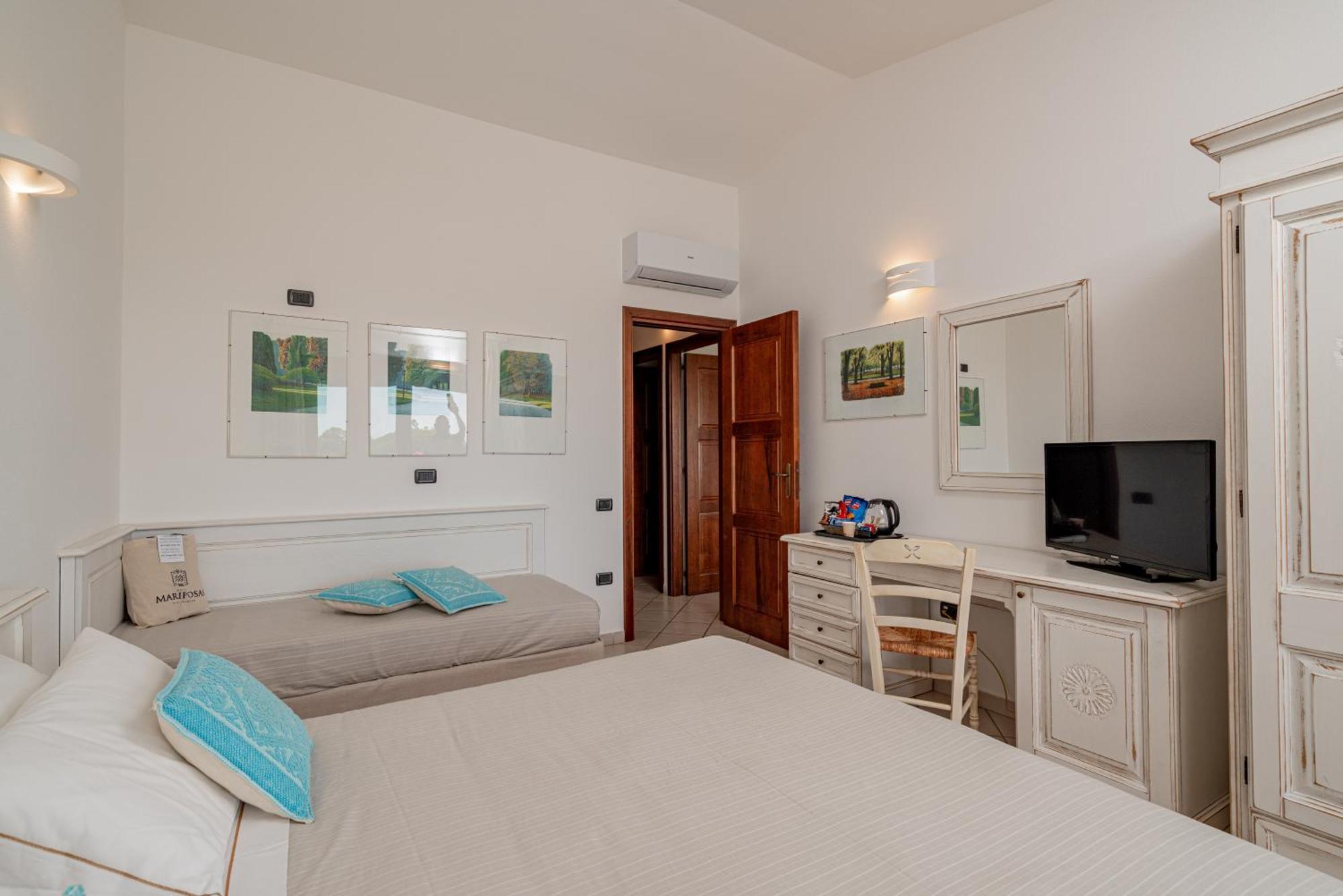 Hotel Mariposas Villasimius Exterior photo