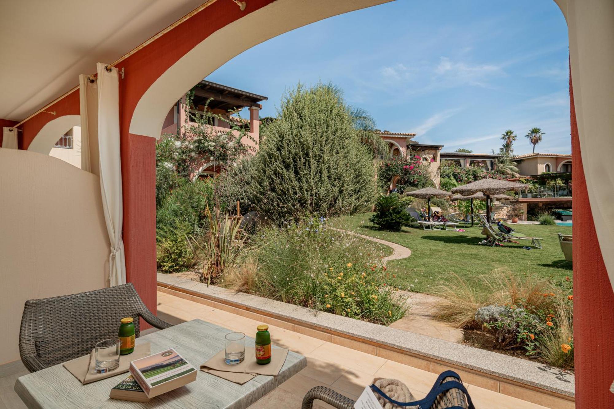 Hotel Mariposas Villasimius Exterior photo