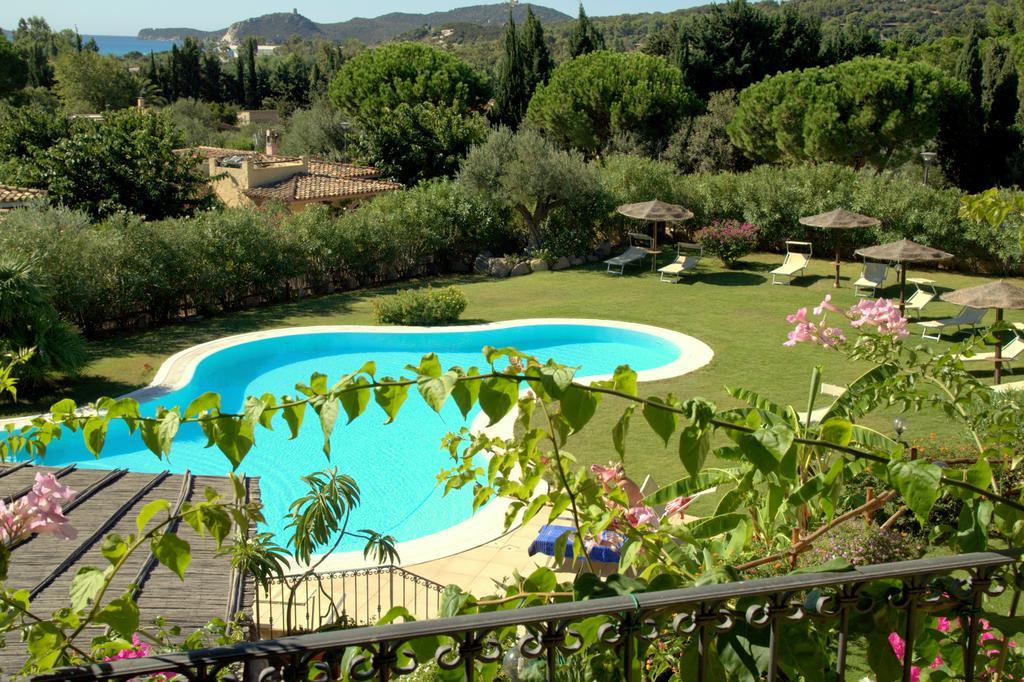 Hotel Mariposas Villasimius Exterior photo