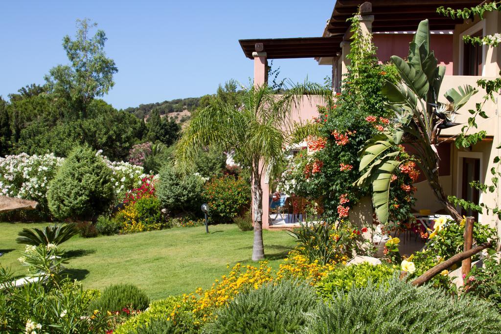 Hotel Mariposas Villasimius Exterior photo