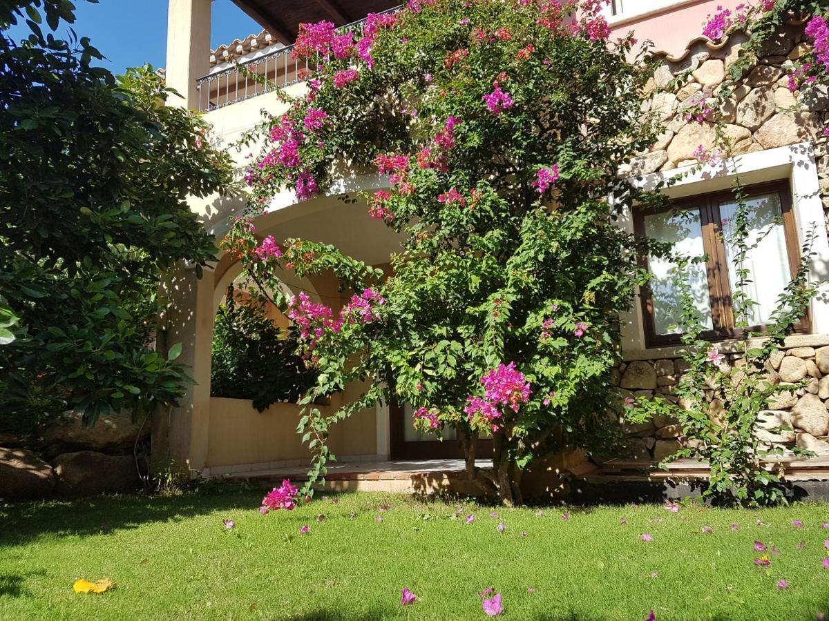 Hotel Mariposas Villasimius Exterior photo